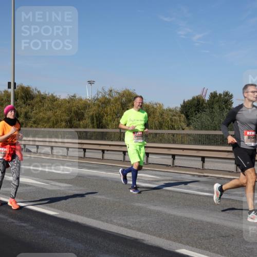 03.10.2025 - Köhlbrandbrückenlauf Julia Fischer http://msf.ph/oto/9009894 03.10.2025 12:54:14 Position 3  meine-sportfotos.de
