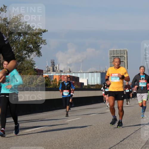 03.10.2025 - Köhlbrandbrückenlauf Luisa Fischer http://msf.ph/oto/9009906 03.10.2025 10:51:50 Position 3 1255, 1428 meine-sportfotos.de
