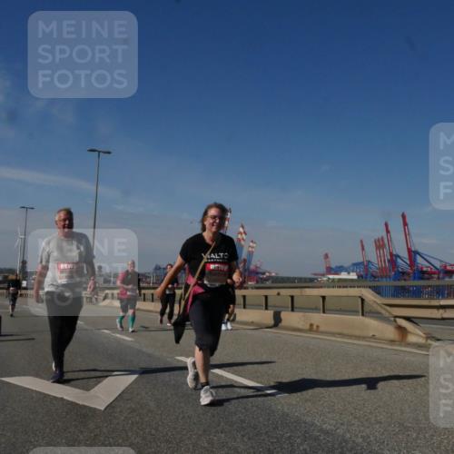 03.10.2025 - Köhlbrandbrückenlauf Matties Gatica Varas http://msf.ph/oto/9010000 03.10.2025 13:08:09 Position 2  meine-sportfotos.de