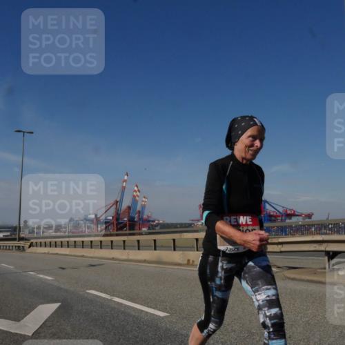 03.10.2025 - Köhlbrandbrückenlauf Matties Gatica Varas http://msf.ph/oto/9010085 03.10.2025 13:08:21 Position 2  meine-sportfotos.de