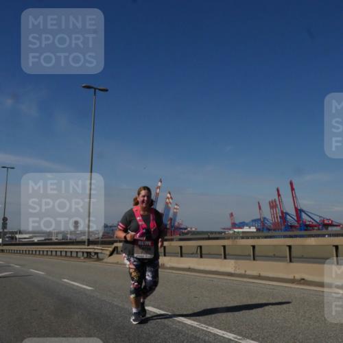03.10.2025 - Köhlbrandbrückenlauf Matties Gatica Varas http://msf.ph/oto/9010097 03.10.2025 13:08:57 Position 2  meine-sportfotos.de