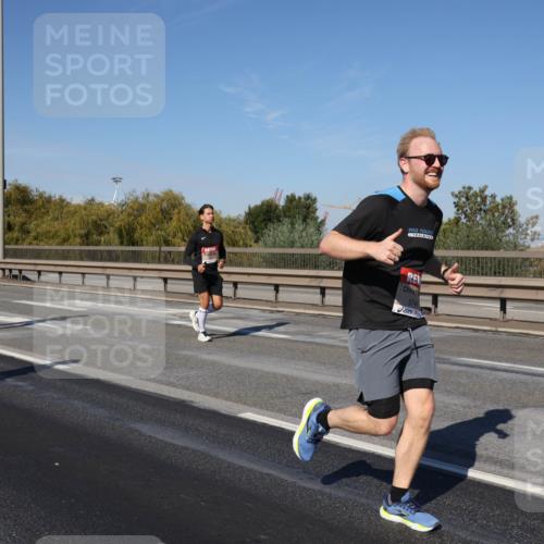 03.10.2025 - Köhlbrandbrückenlauf Julia Fischer http://msf.ph/oto/9010123 03.10.2025 12:54:57 Position 3 574 meine-sportfotos.de