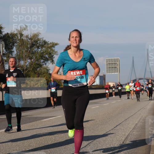 03.10.2025 - Köhlbrandbrückenlauf Luisa Fischer http://msf.ph/oto/9010141 03.10.2025 10:52:07 Position 3 3188, 3835, 2761, 1626 meine-sportfotos.de