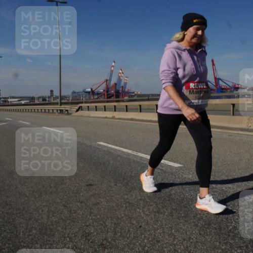 03.10.2025 - Köhlbrandbrückenlauf Matties Gatica Varas http://msf.ph/oto/9010148 03.10.2025 13:09:08 Position 2 52 meine-sportfotos.de