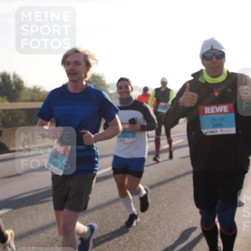 03.10.2025 - Köhlbrandbrückenlauf Fabian Wolf http://msf.ph/oto/9010160 03.10.2025 09:21:26 Position 3 3843 meine-sportfotos.de