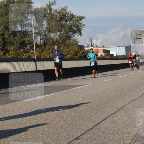 03.10.2025 - Köhlbrandbrückenlauf Luisa Fischer http://msf.ph/oto/9010164 03.10.2025 10:52:09 Position 3  meine-sportfotos.de