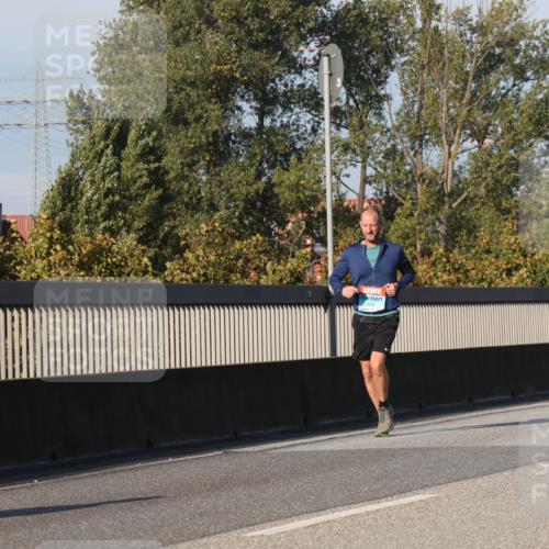 03.10.2025 - Köhlbrandbrückenlauf Luisa Fischer http://msf.ph/oto/9010181 03.10.2025 10:52:10 Position 3  meine-sportfotos.de