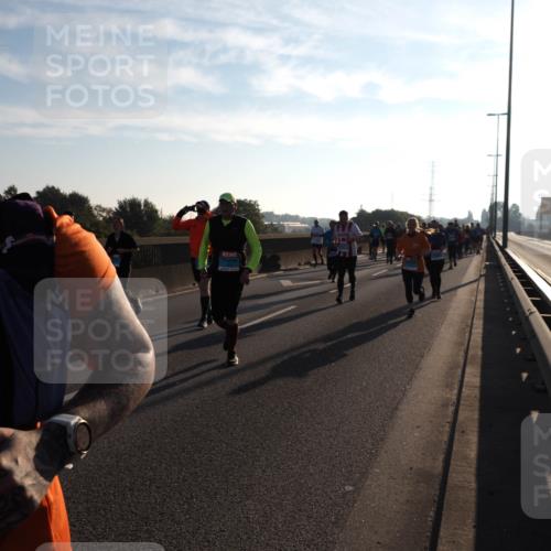 03.10.2025 - Köhlbrandbrückenlauf Fabian Wolf http://msf.ph/oto/9010189 03.10.2025 09:21:28 Position 3  meine-sportfotos.de
