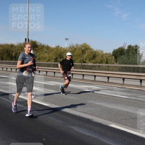 03.10.2025 - Köhlbrandbrückenlauf Julia Fischer http://msf.ph/oto/9010228 03.10.2025 12:55:21 Position 3  meine-sportfotos.de