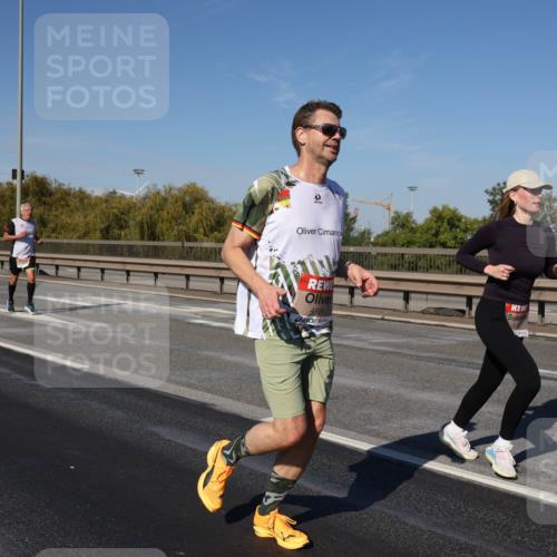 03.10.2025 - Köhlbrandbrückenlauf Julia Fischer http://msf.ph/oto/9010248 03.10.2025 12:55:24 Position 3 4929 meine-sportfotos.de