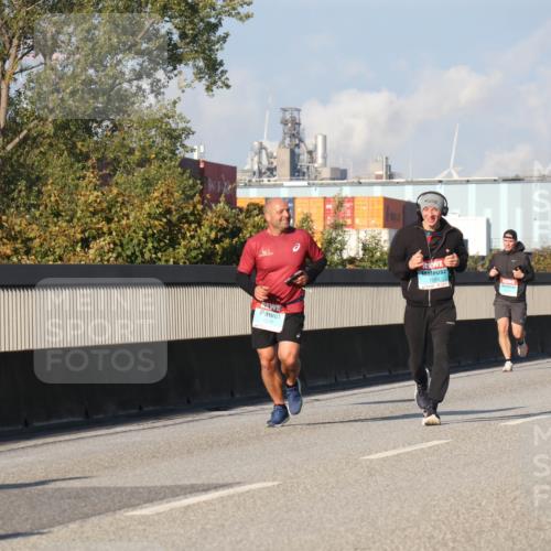 03.10.2025 - Köhlbrandbrückenlauf Luisa Fischer http://msf.ph/oto/9010251 03.10.2025 10:52:15 Position 3 1299, 3198, 1134, 1559 meine-sportfotos.de