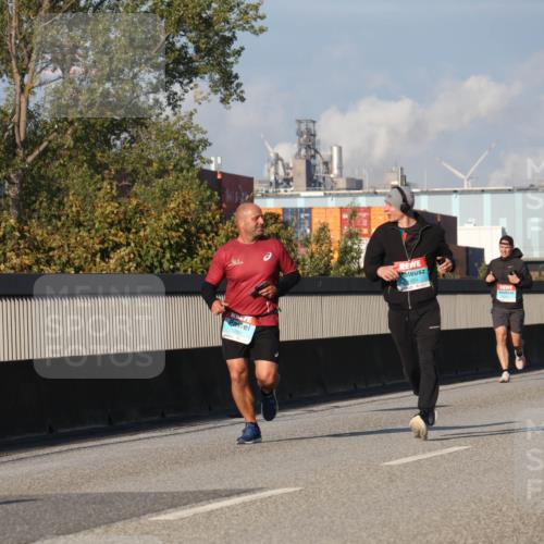 03.10.2025 - Köhlbrandbrückenlauf Luisa Fischer http://msf.ph/oto/9010260 03.10.2025 10:52:16 Position 3 1559, 1134 meine-sportfotos.de