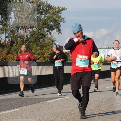 03.10.2025 - Köhlbrandbrückenlauf Luisa Fischer http://msf.ph/oto/9010286 03.10.2025 10:52:18 Position 3 1299, 1134, 3341, 1208 meine-sportfotos.de