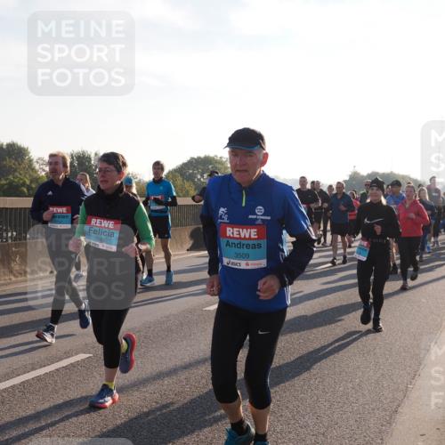 03.10.2025 - Köhlbrandbrückenlauf Fabian Wolf http://msf.ph/oto/9010332 03.10.2025 09:21:35 Position 3 1712, 3582, 3509 meine-sportfotos.de
