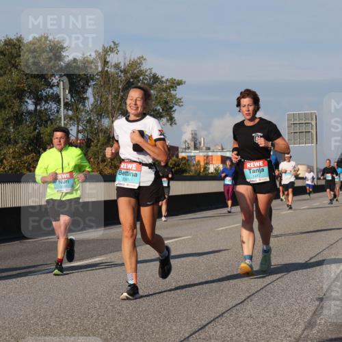 03.10.2025 - Köhlbrandbrückenlauf Luisa Fischer http://msf.ph/oto/9010347 03.10.2025 10:52:22 Position 3 3198, 3341, 1412 meine-sportfotos.de