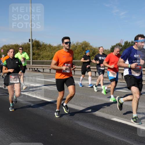 03.10.2025 - Köhlbrandbrückenlauf Julia Fischer http://msf.ph/oto/9010401 03.10.2025 12:56:01 Position 3 1, 4528 meine-sportfotos.de