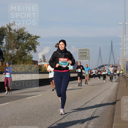 03.10.2025 - Köhlbrandbrückenlauf Luisa Fischer http://msf.ph/oto/9010409 03.10.2025 10:52:26 Position 3 3497, 449 meine-sportfotos.de