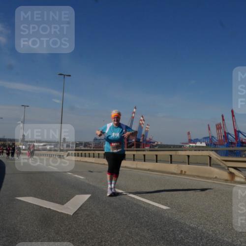 03.10.2025 - Köhlbrandbrückenlauf Matties Gatica Varas http://msf.ph/oto/9010431 03.10.2025 13:10:29 Position 2  meine-sportfotos.de