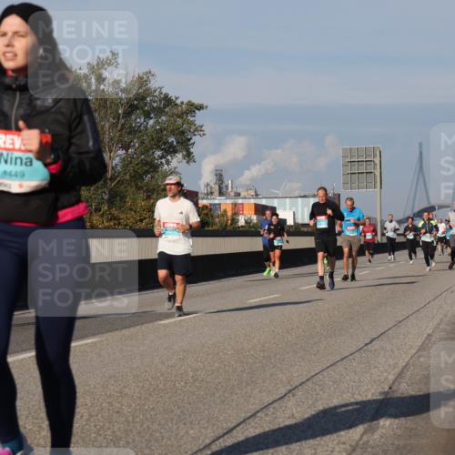 03.10.2025 - Köhlbrandbrückenlauf Luisa Fischer http://msf.ph/oto/9010432 03.10.2025 10:52:28 Position 3 1449 meine-sportfotos.de