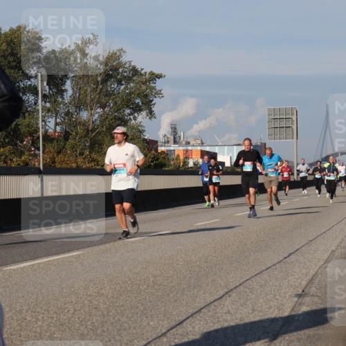 03.10.2025 - Köhlbrandbrückenlauf Luisa Fischer http://msf.ph/oto/9010434 03.10.2025 10:52:28 Position 3 449 meine-sportfotos.de