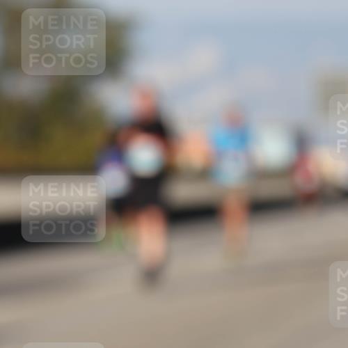 03.10.2025 - Köhlbrandbrückenlauf Luisa Fischer http://msf.ph/oto/9010476 03.10.2025 10:52:32 Position 3  meine-sportfotos.de