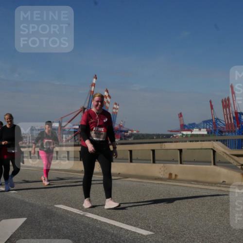03.10.2025 - Köhlbrandbrückenlauf Matties Gatica Varas http://msf.ph/oto/9010508 03.10.2025 13:10:46 Position 2  meine-sportfotos.de