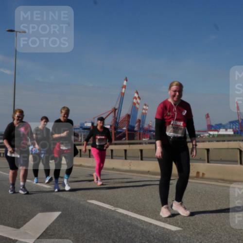 03.10.2025 - Köhlbrandbrückenlauf Matties Gatica Varas http://msf.ph/oto/9010517 03.10.2025 13:10:47 Position 2  meine-sportfotos.de