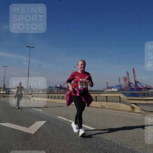 03.10.2025 - Köhlbrandbrückenlauf Matties Gatica Varas http://msf.ph/oto/9010589 03.10.2025 13:10:56 Position 2  meine-sportfotos.de