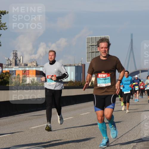 03.10.2025 - Köhlbrandbrückenlauf Luisa Fischer http://msf.ph/oto/9010622 03.10.2025 10:52:41 Position 3 1730, 1505, 2903 meine-sportfotos.de