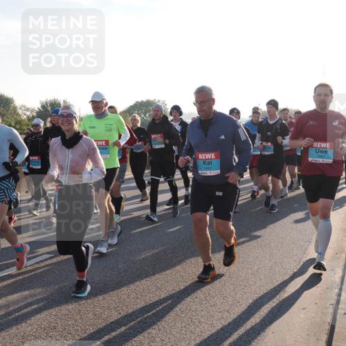 03.10.2025 - Köhlbrandbrückenlauf Fabian Wolf http://msf.ph/oto/9010682 03.10.2025 09:21:51 Position 3 1993, 1883 meine-sportfotos.de