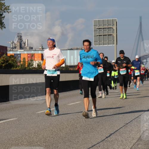 03.10.2025 - Köhlbrandbrückenlauf Luisa Fischer http://msf.ph/oto/9010685 03.10.2025 10:52:47 Position 3 3426 meine-sportfotos.de