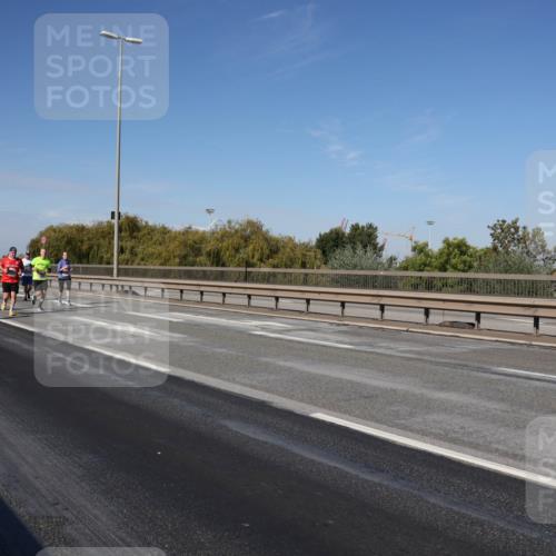 03.10.2025 - Köhlbrandbrückenlauf Julia Fischer http://msf.ph/oto/9010714 03.10.2025 12:56:52 Position 3  meine-sportfotos.de