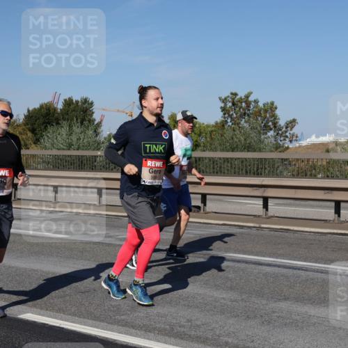 03.10.2025 - Köhlbrandbrückenlauf Julia Fischer http://msf.ph/oto/9010747 03.10.2025 12:56:58 Position 3 6116, 5689 meine-sportfotos.de