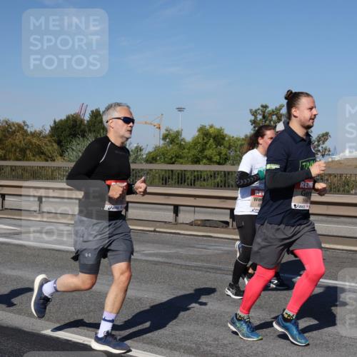 03.10.2025 - Köhlbrandbrückenlauf Julia Fischer http://msf.ph/oto/9010751 03.10.2025 12:56:59 Position 3 568, 65 meine-sportfotos.de