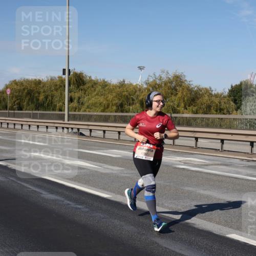 03.10.2025 - Köhlbrandbrückenlauf Julia Fischer http://msf.ph/oto/9010762 03.10.2025 12:57:00 Position 3 4782 meine-sportfotos.de