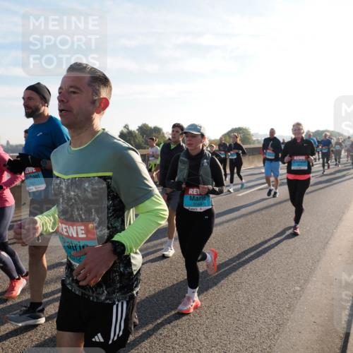 03.10.2025 - Köhlbrandbrückenlauf Fabian Wolf http://msf.ph/oto/9010804 03.10.2025 09:21:56 Position 3 1121, 2012, 2068 meine-sportfotos.de