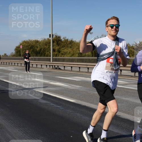 03.10.2025 - Köhlbrandbrückenlauf Julia Fischer http://msf.ph/oto/9010806 03.10.2025 12:57:07 Position 3 66, 6691 meine-sportfotos.de