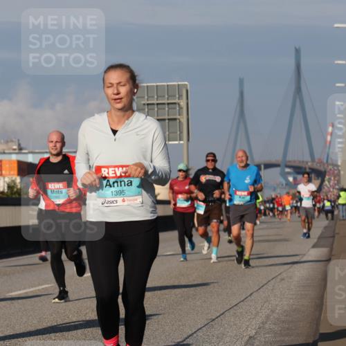 03.10.2025 - Köhlbrandbrückenlauf Luisa Fischer http://msf.ph/oto/9010819 03.10.2025 10:52:59 Position 3 1962, 1395 meine-sportfotos.de