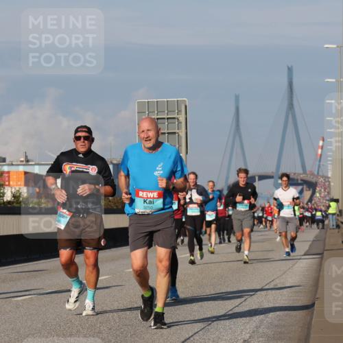 03.10.2025 - Köhlbrandbrückenlauf Luisa Fischer http://msf.ph/oto/9010876 03.10.2025 10:53:04 Position 3 10, 3, 3250 meine-sportfotos.de