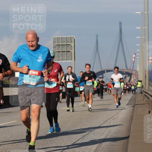03.10.2025 - Köhlbrandbrückenlauf Luisa Fischer http://msf.ph/oto/9010891 03.10.2025 10:53:05 Position 3 3016, 3250, 1384 meine-sportfotos.de