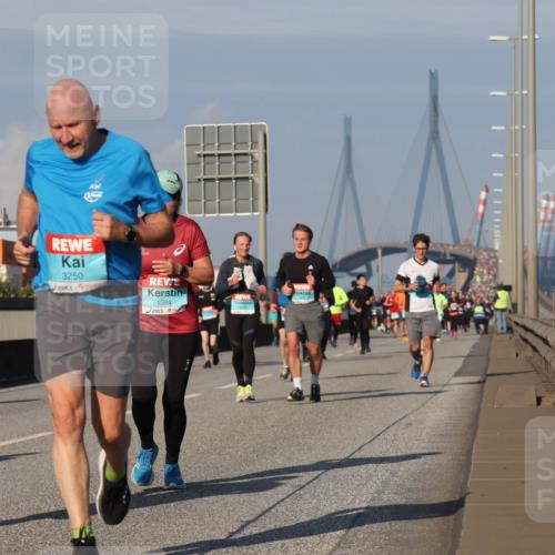 03.10.2025 - Köhlbrandbrückenlauf Luisa Fischer http://msf.ph/oto/9010894 03.10.2025 10:53:05 Position 3 3250, 1384 meine-sportfotos.de
