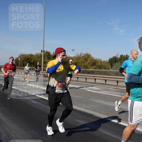 03.10.2025 - Köhlbrandbrückenlauf Julia Fischer http://msf.ph/oto/9010914 03.10.2025 12:57:33 Position 3 539, 5902 meine-sportfotos.de
