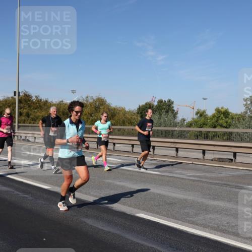 03.10.2025 - Köhlbrandbrückenlauf Julia Fischer http://msf.ph/oto/9010933 03.10.2025 12:57:36 Position 3  meine-sportfotos.de
