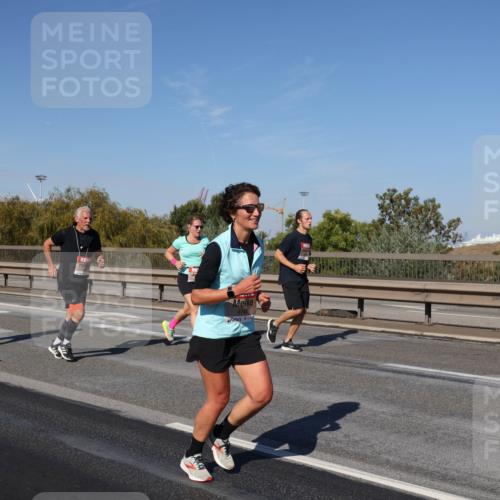 03.10.2025 - Köhlbrandbrückenlauf Julia Fischer http://msf.ph/oto/9010939 03.10.2025 12:57:37 Position 3 4748 meine-sportfotos.de