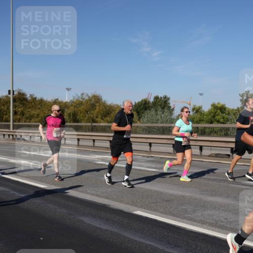 03.10.2025 - Köhlbrandbrückenlauf Julia Fischer http://msf.ph/oto/9010941 03.10.2025 12:57:38 Position 3 4748 meine-sportfotos.de