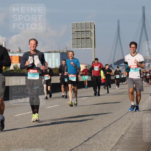 03.10.2025 - Köhlbrandbrückenlauf Luisa Fischer http://msf.ph/oto/9010950 03.10.2025 10:53:10 Position 3 1402, 3278, 1516 meine-sportfotos.de