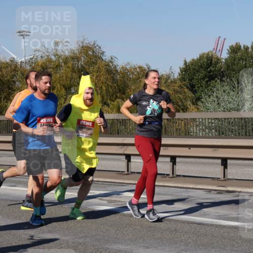 03.10.2025 - Köhlbrandbrückenlauf Julia Fischer http://msf.ph/oto/9010982 03.10.2025 12:57:49 Position 3 4448, 4774 meine-sportfotos.de