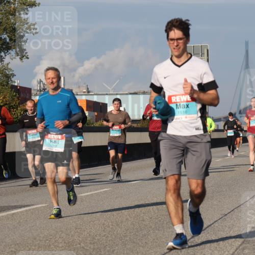 03.10.2025 - Köhlbrandbrückenlauf Luisa Fischer http://msf.ph/oto/9010998 03.10.2025 10:53:15 Position 3 1319, 1516 meine-sportfotos.de
