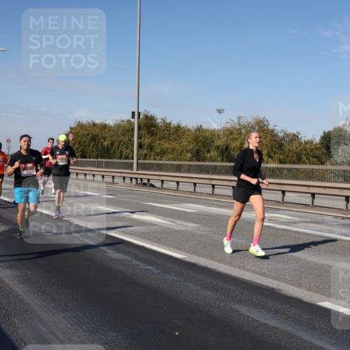 03.10.2025 - Köhlbrandbrückenlauf Julia Fischer http://msf.ph/oto/9011018 03.10.2025 12:57:54 Position 3  meine-sportfotos.de