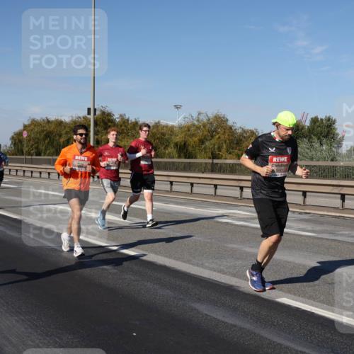 03.10.2025 - Köhlbrandbrückenlauf Julia Fischer http://msf.ph/oto/9011035 03.10.2025 12:57:57 Position 3 6028, 5147 meine-sportfotos.de